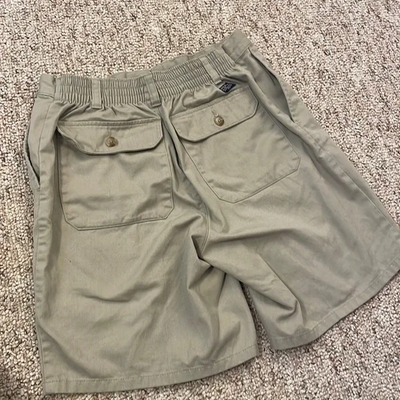 Flyers khaki elastic waist flat front shorts - Picture 3 of 4